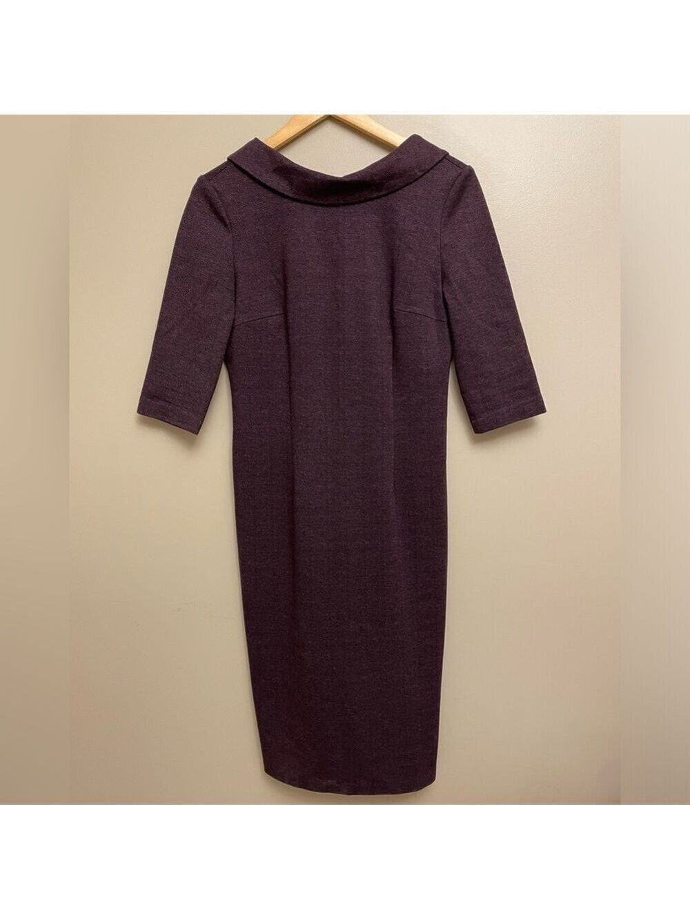 La Reine Blanche Purple Dress Size 46
